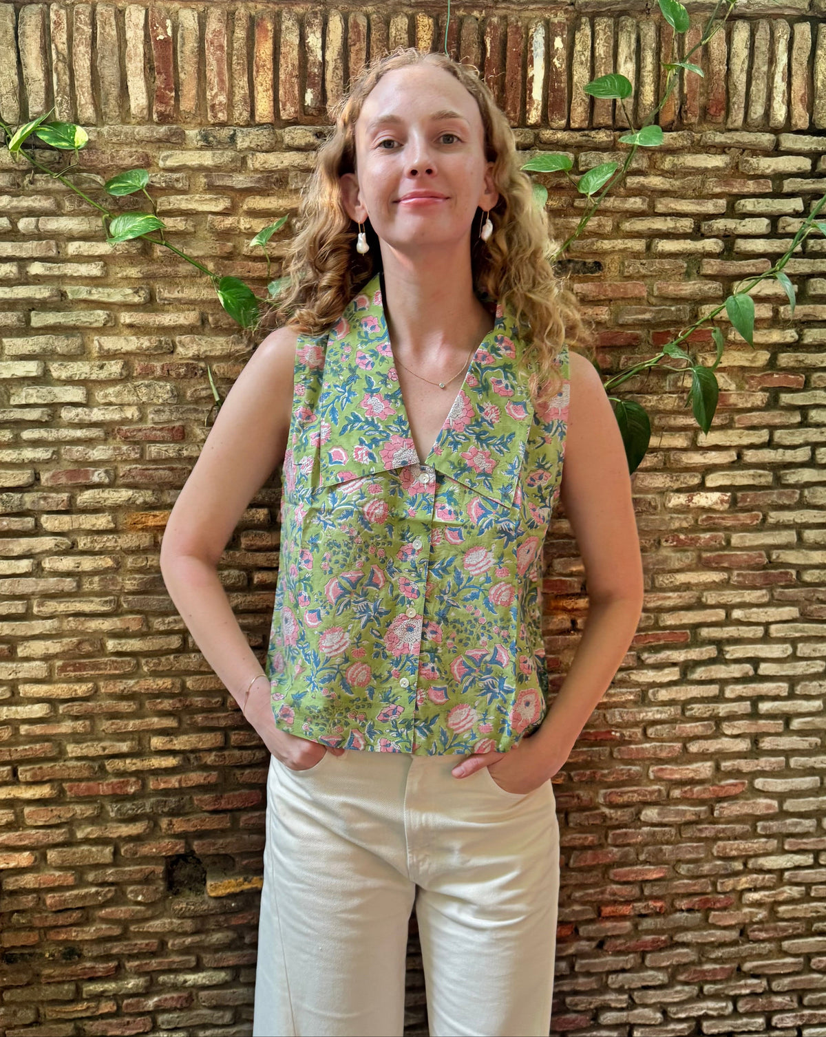 Block Print Sleeveless Collar Top