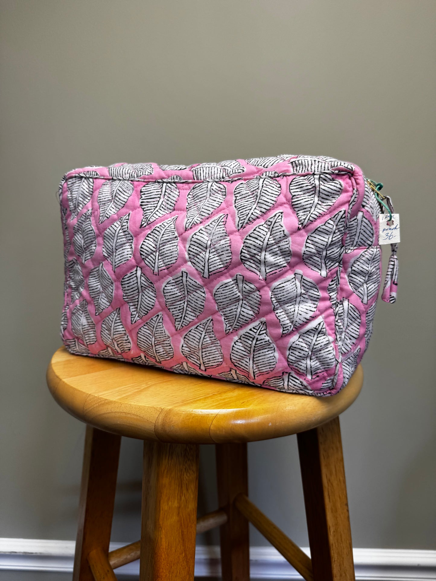 Mega Pouch